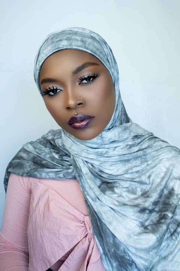 TIE DYE HIJAB - GREY AND WHITE