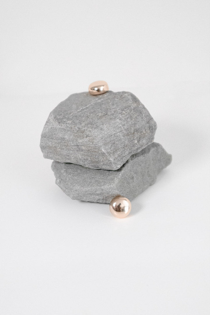 WHISPER HOLD MAGNET PINS SET - GOLD